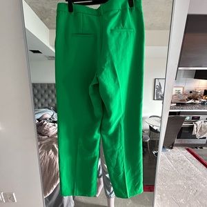 Green effortless pant